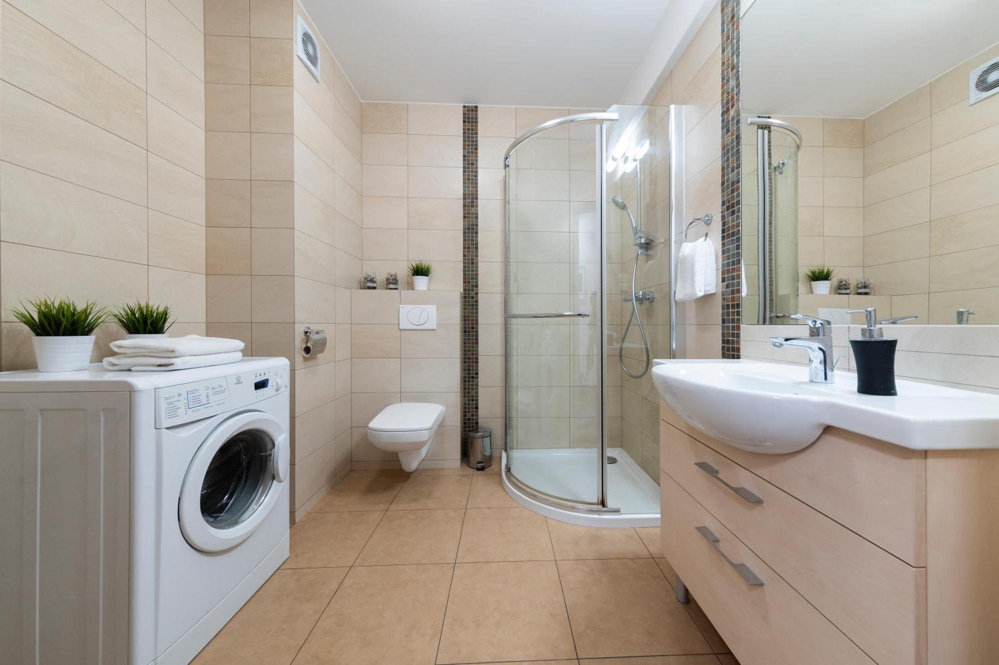 Apartment Blue Mare Polanki Klonowa Behappy 350 M Baltic Sea Kolobrzeg